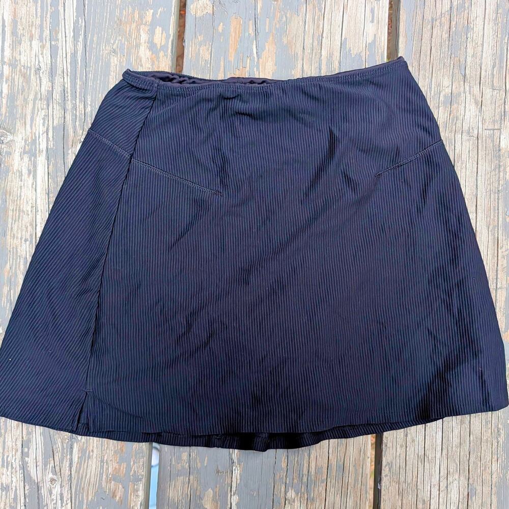 Old Navy Powersoft Extra High-Rise Active Skort Black Womens Size Medium